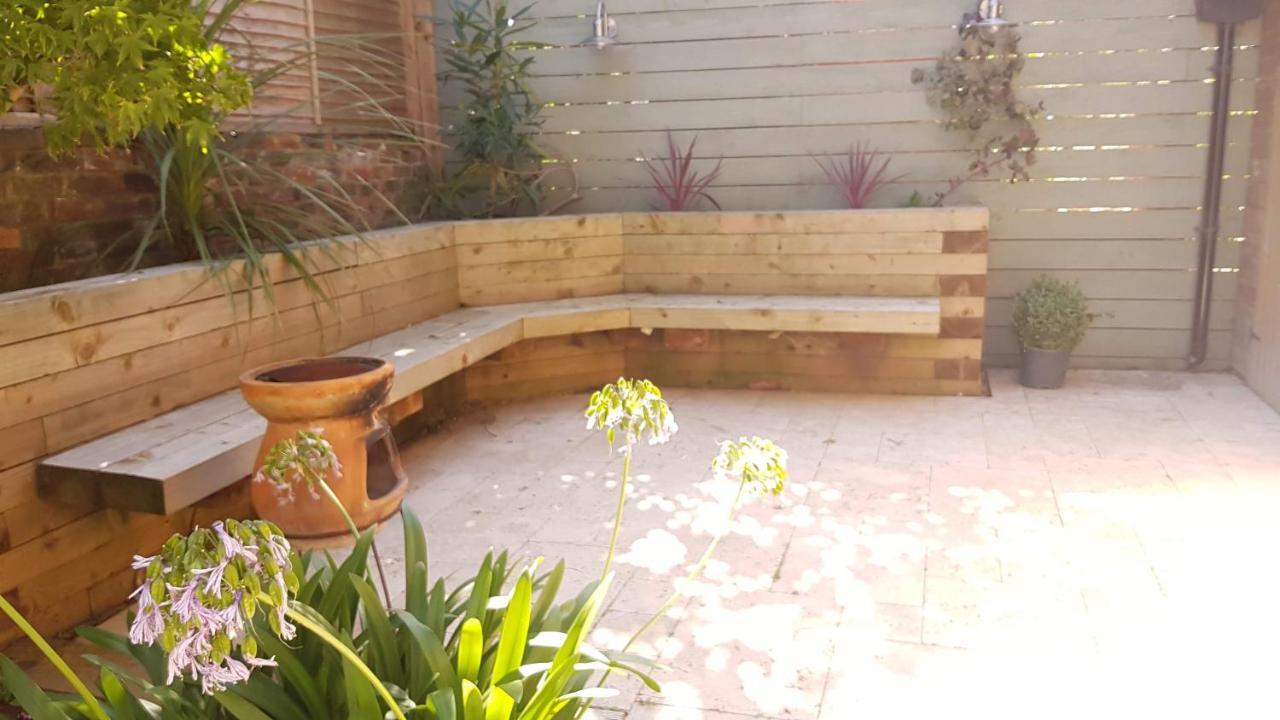 פורטסמות' Cottage Grove Homestay Rooms מראה חיצוני תמונה